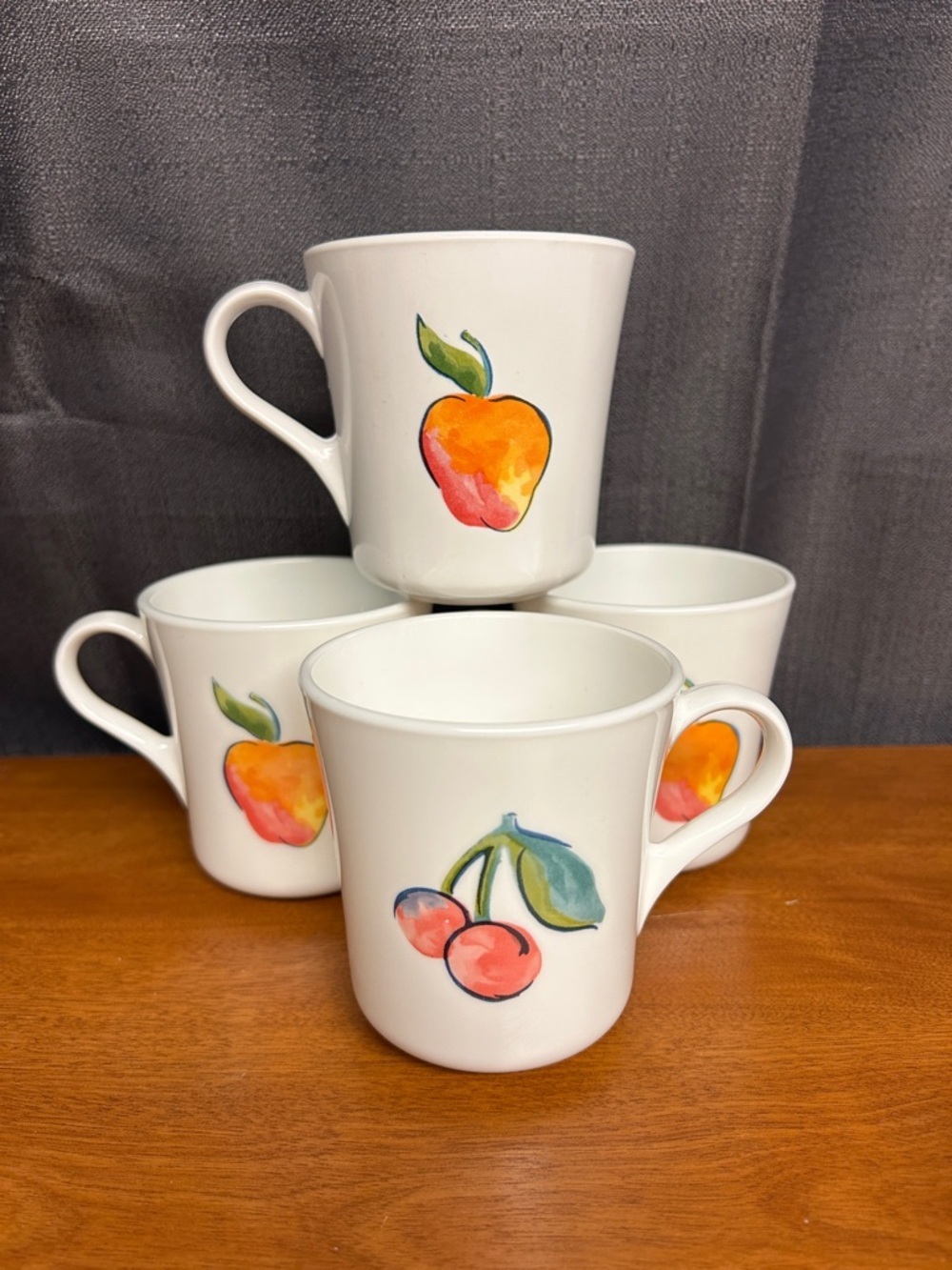 CHUTNEY by Corning Ware USA Cherry Pear Apple Fruit Basket coffee mug set of 4